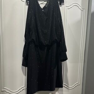 Elegant Black Dress with Subtle Sparkle